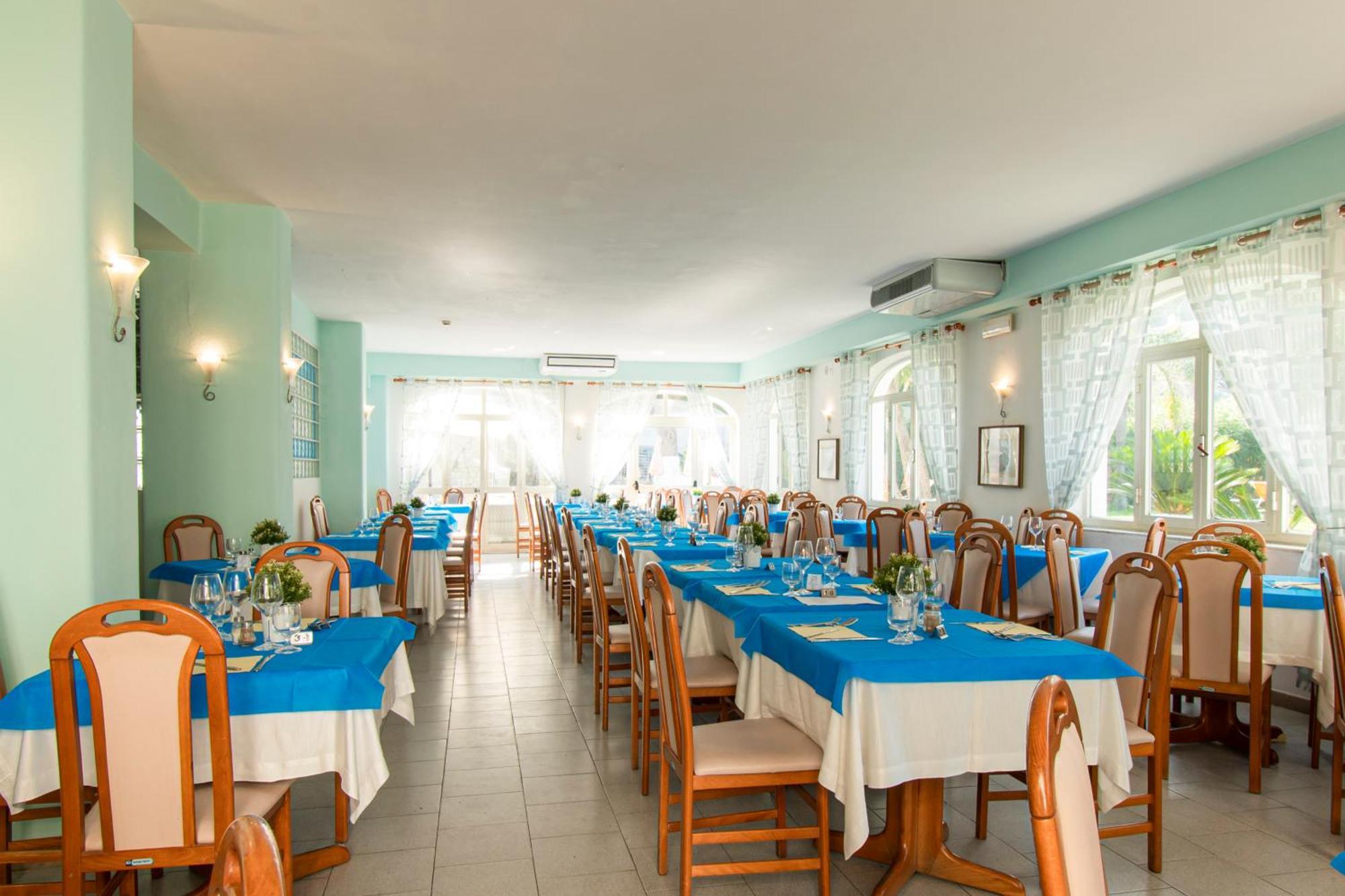 Victoria Park Resort Ischia Exteriör bild