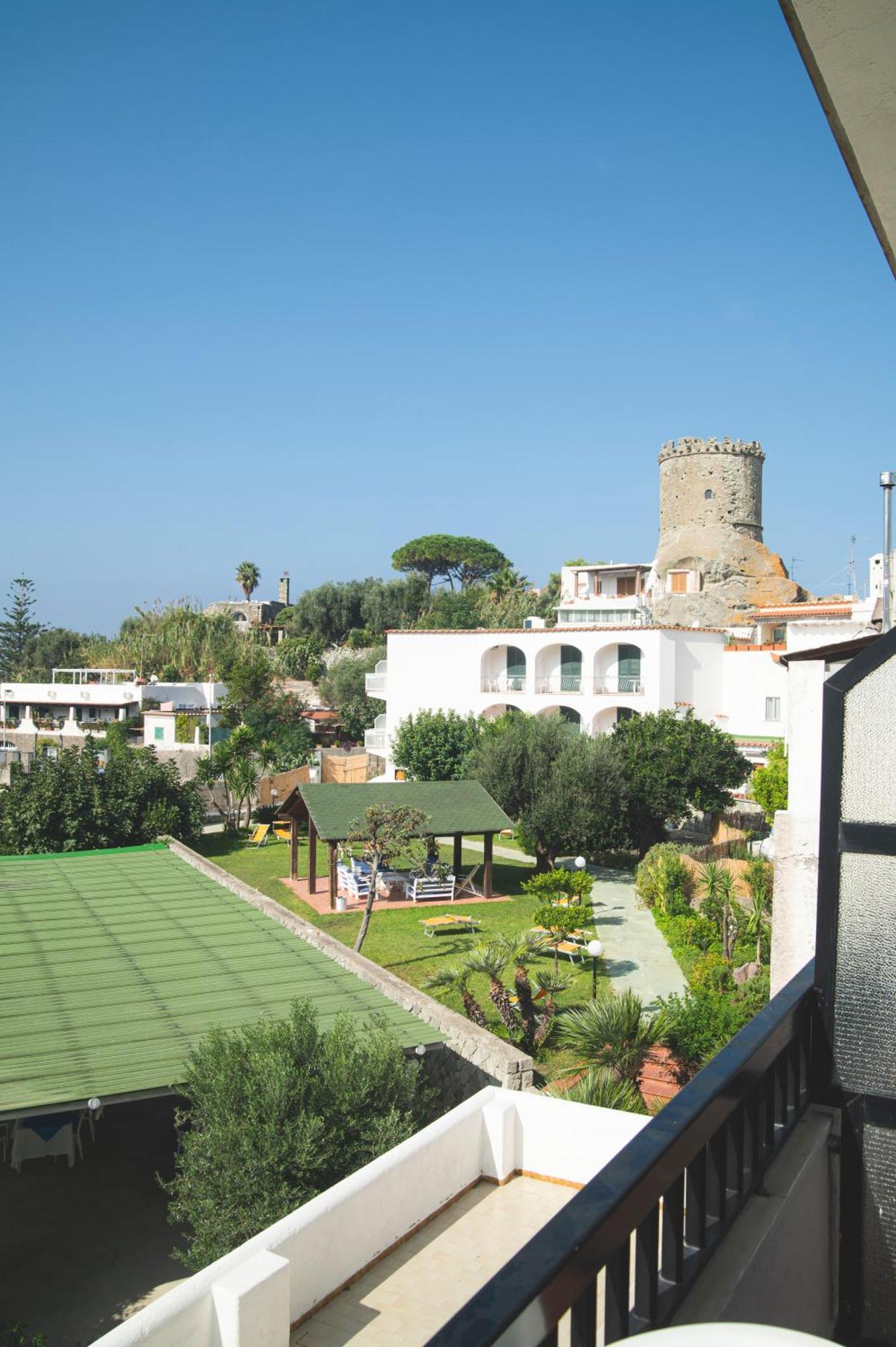 Victoria Park Resort Ischia Exteriör bild