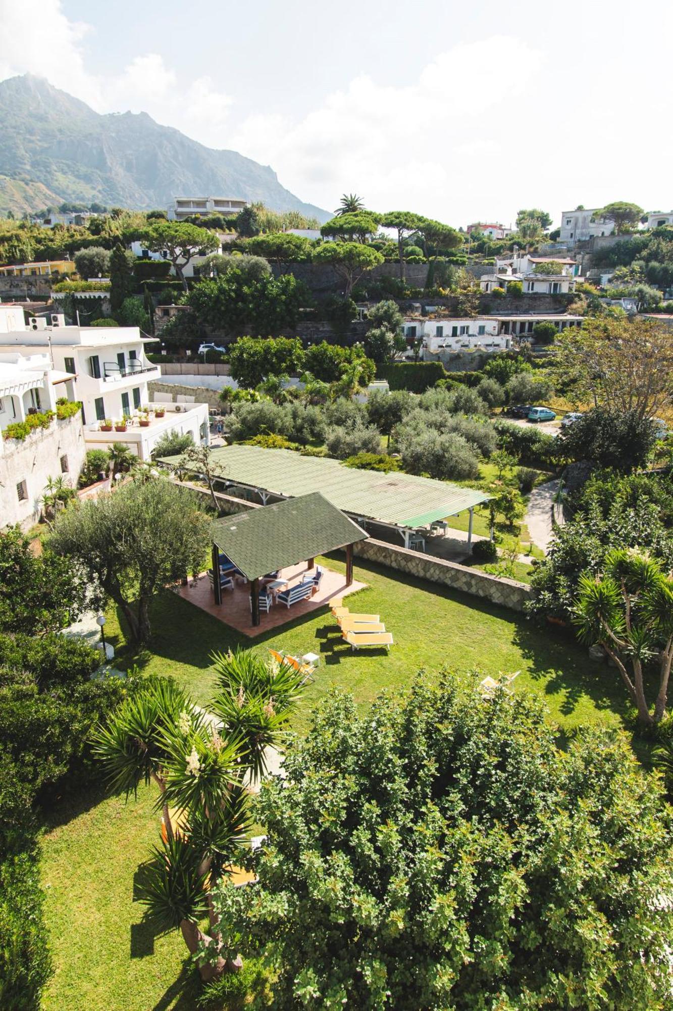 Victoria Park Resort Ischia Exteriör bild